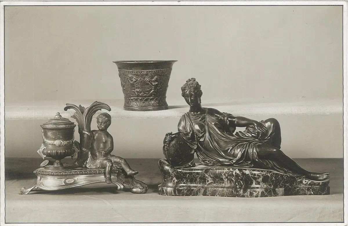 Mörser und zwei Schreibzeuge