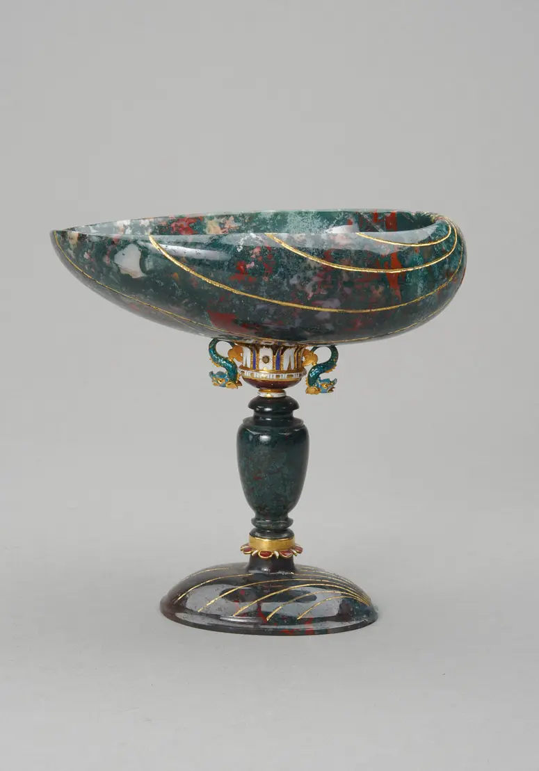 Shell-shaped Cup