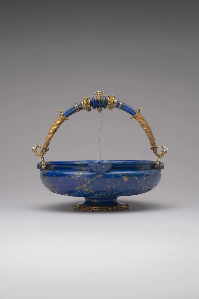 Bowl with Handle