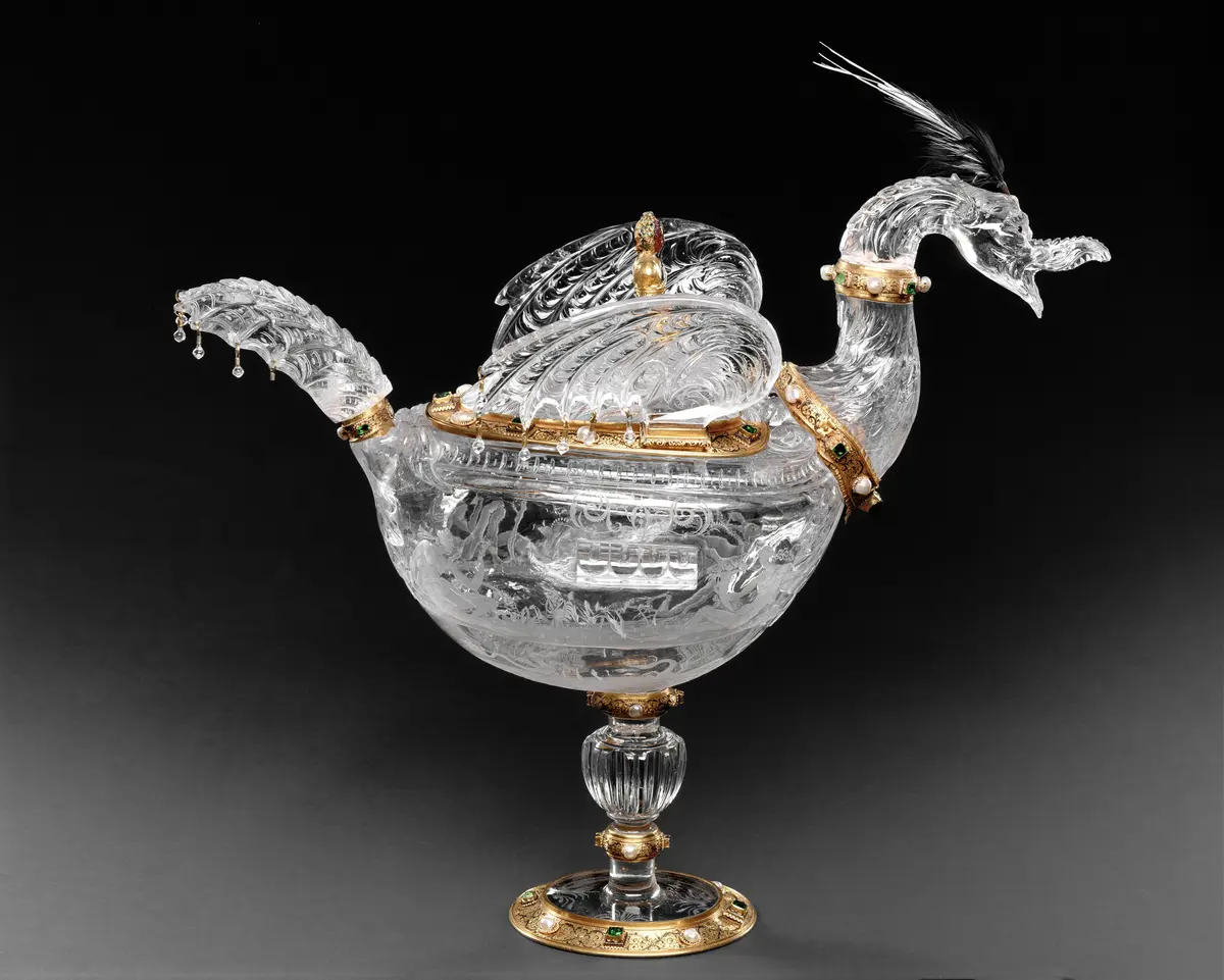 Large Centrepiece in the Shape of a Dragon-bird