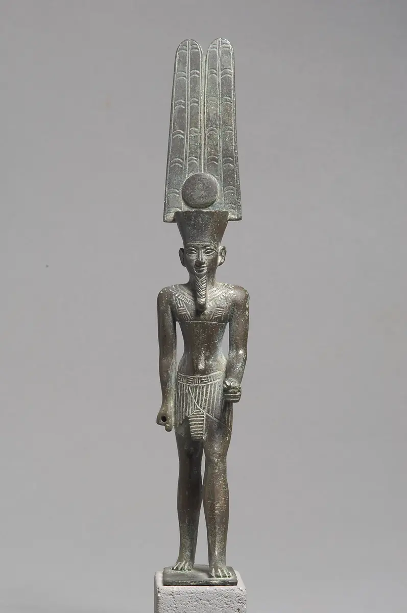 Schreitender Gott Amun