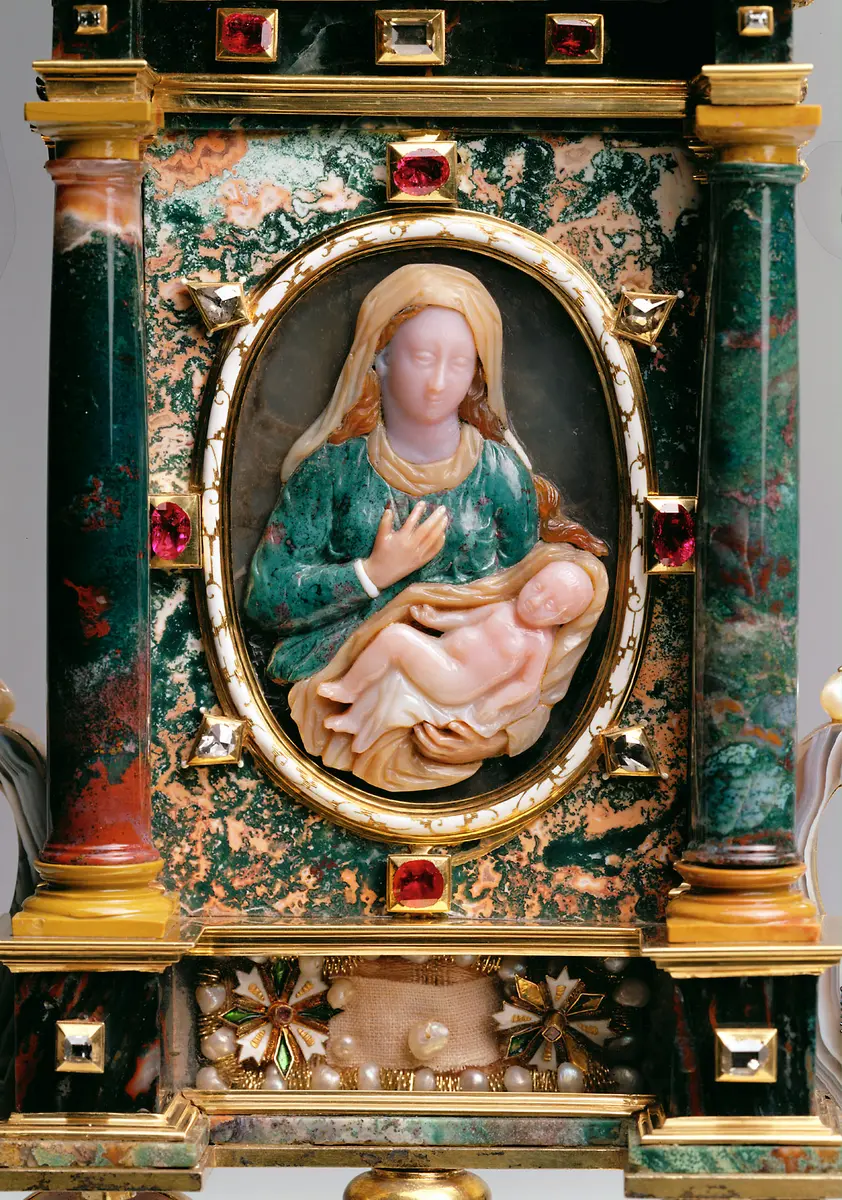 Zwei Reliquienmonstranzen