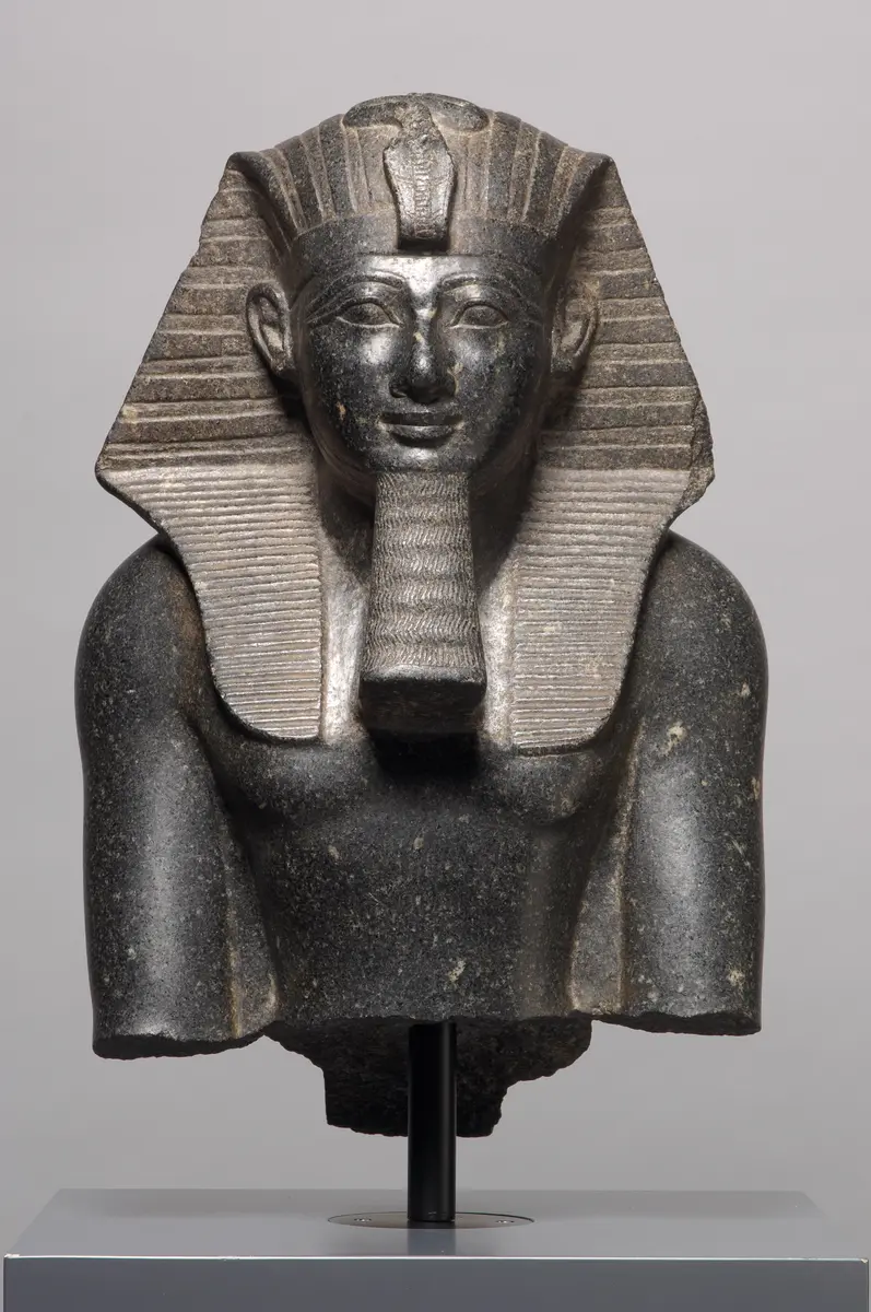 Upper part from a statue of Thutmose III