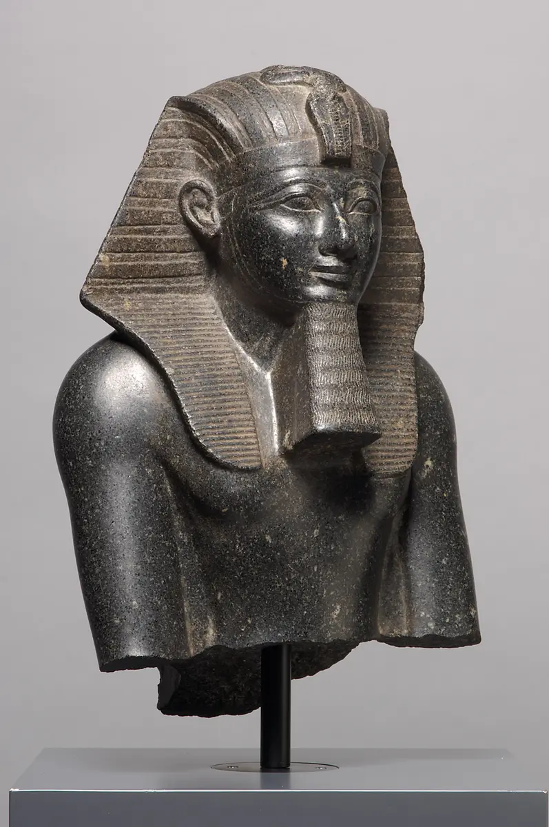 Upper part from a statue of Thutmose III