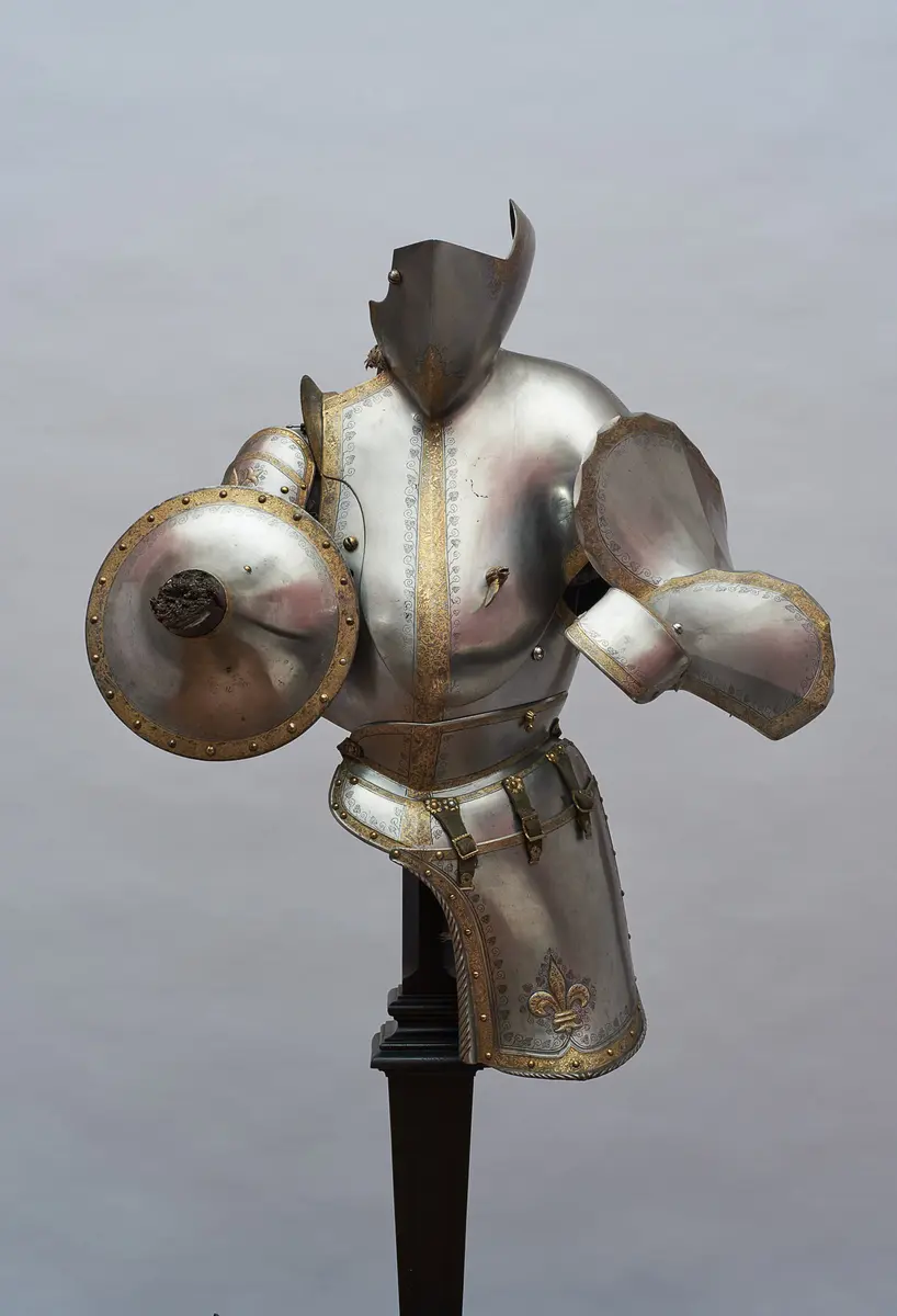 Doppelstücke einer Harnischgarnitur