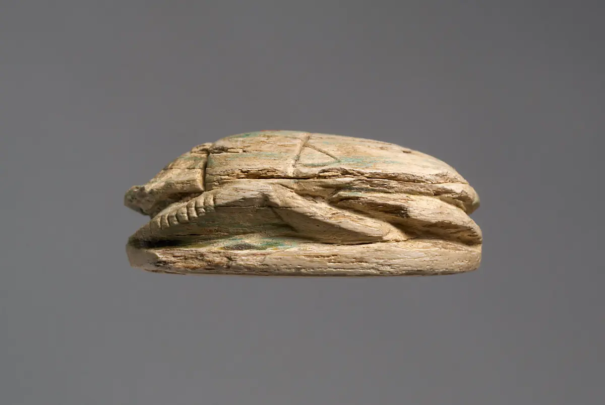 Skarabäus mit den Namen Amenophis' III. und der Königin Teje