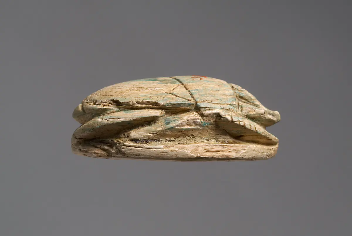 Skarabäus mit den Namen Amenophis' III. und der Königin Teje