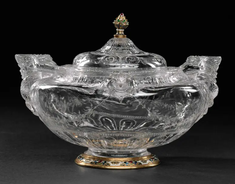 Lidded Bowl with Two Spouts