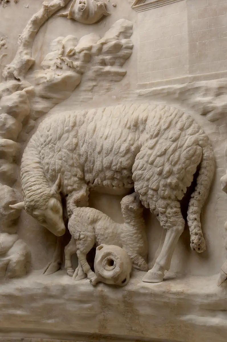 Brunnenrelief Grimani: Mutterschaf mit Lamm